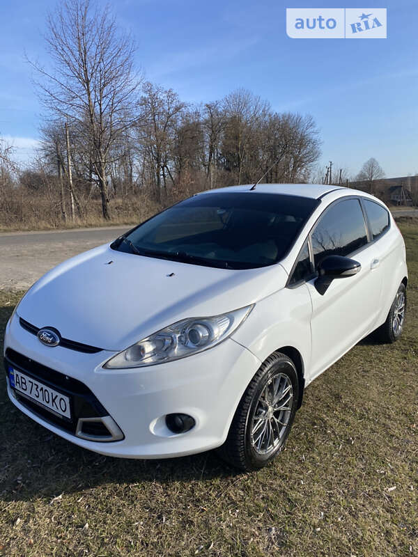 Хэтчбек Ford Fiesta 2010 в Жмеринке