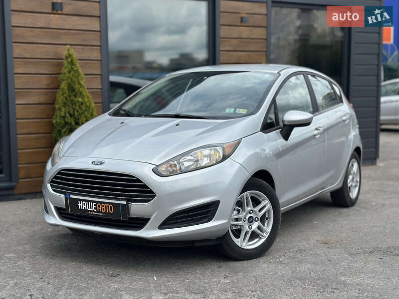 Седан Ford Fiesta 2019 в Шептицькому