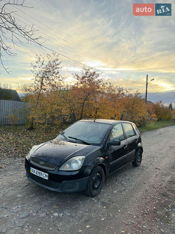 Хетчбек Ford Fiesta 2007 в Харкові Хетчбек Ford Fiesta 2007 в Харкові