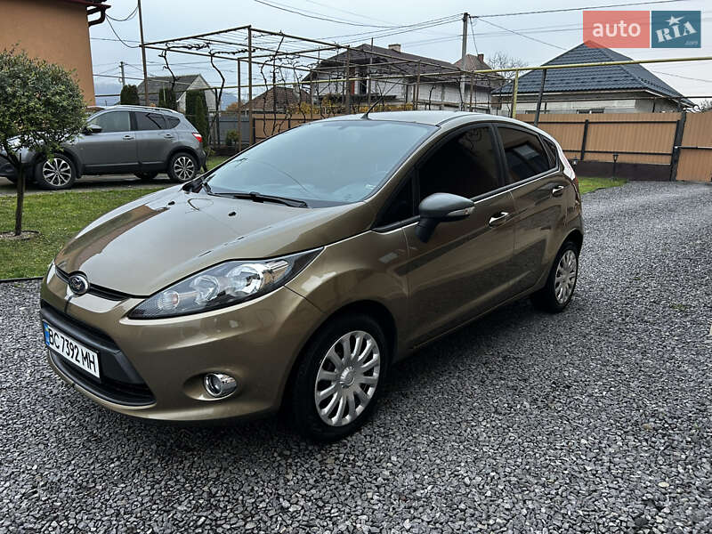 Хетчбек Ford Fiesta 2011 в Мукачевому