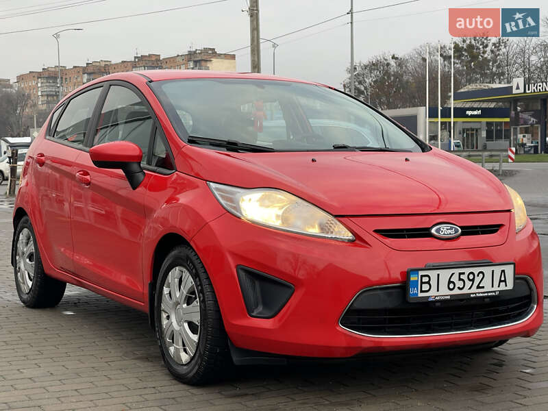 Хэтчбек Ford Fiesta 2012 в Полтаве