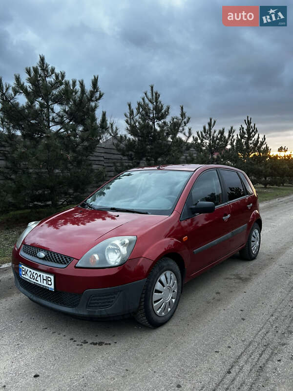 Хэтчбек Ford Fiesta 2007 в Одессе