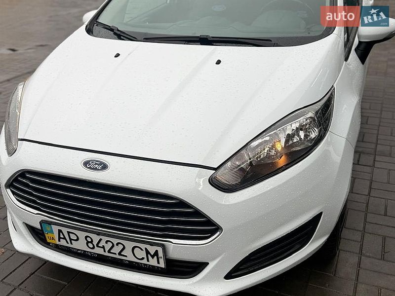Хетчбек Ford Fiesta 2014 в Запоріжжі