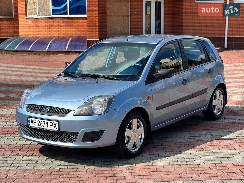 Хэтчбек Ford Fiesta 2006 в Запорожье