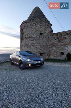 Седан Renault Fluence 2010 в Тернополе