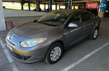 Седан Renault Fluence 2011 в Киеве