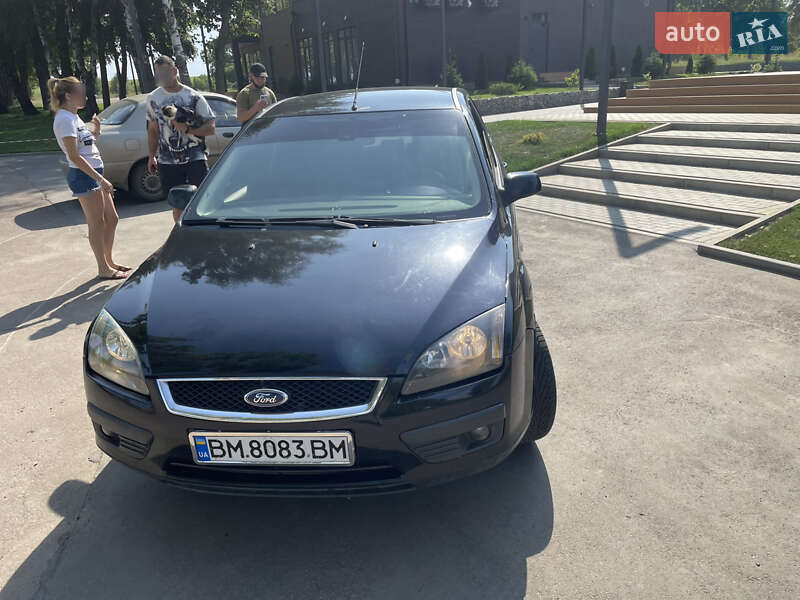 Хэтчбек Ford Focus 2006 в Сумах