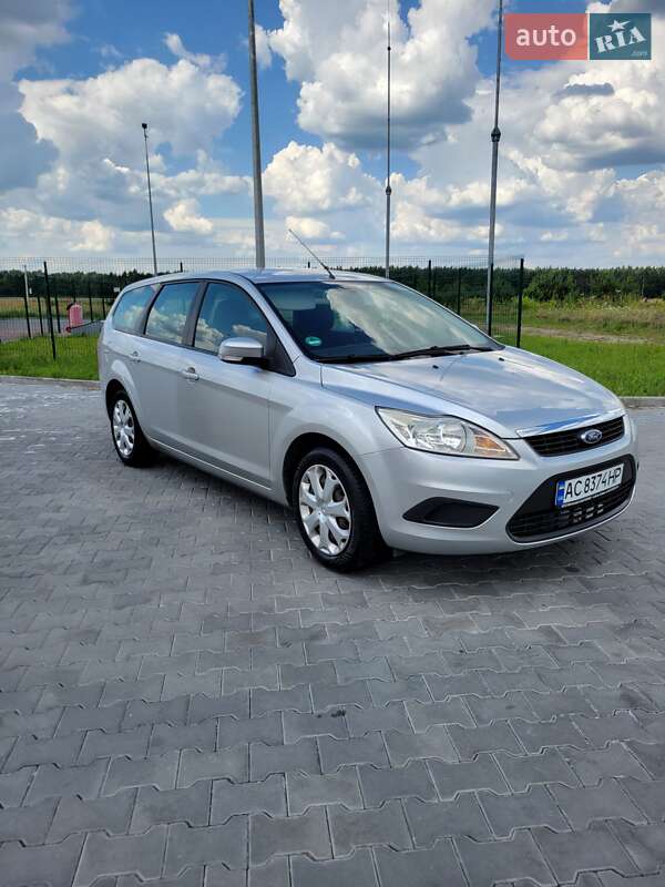Универсал Ford Focus 2009 в Киверцах