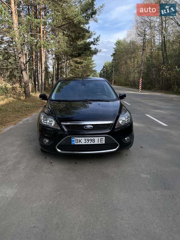 Хэтчбек Ford Focus 2010 в Славуте Хэтчбек Ford Focus 2010 в Славуте