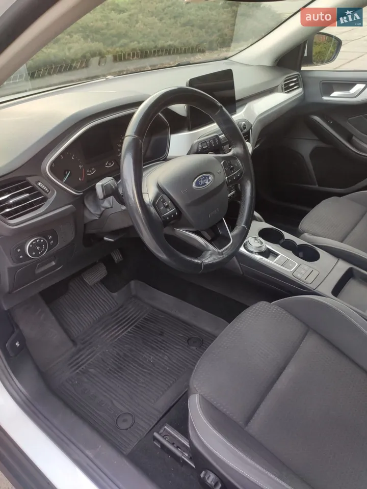 Ford Focus 2018 photo 5