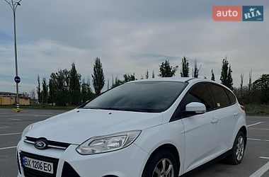 Хэтчбек Ford Focus 2012 в Каменец-Подольском
