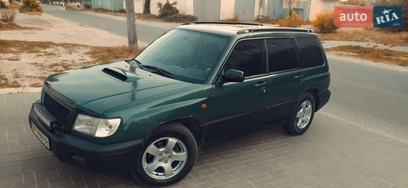 Внедорожник / Кроссовер Subaru Forester 1999 в Шостке