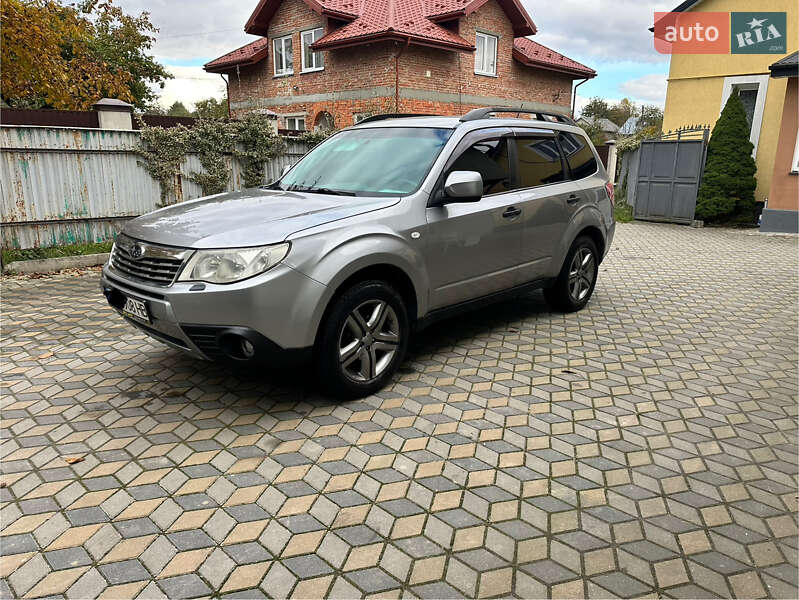 Внедорожник / Кроссовер Subaru Forester 2008 в Львове