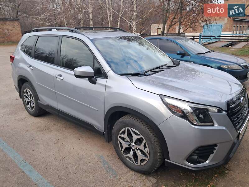 Внедорожник / Кроссовер Subaru Forester 2023 в Запорожье