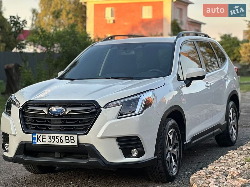 Внедорожник / Кроссовер Subaru Forester 2024 в Днепре