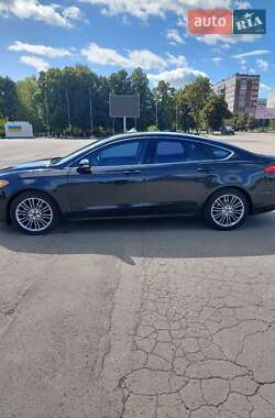 Седан Ford Fusion 2014 в Близнюках