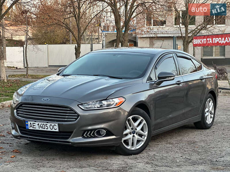 Седан Ford Fusion 2013 в Днепре