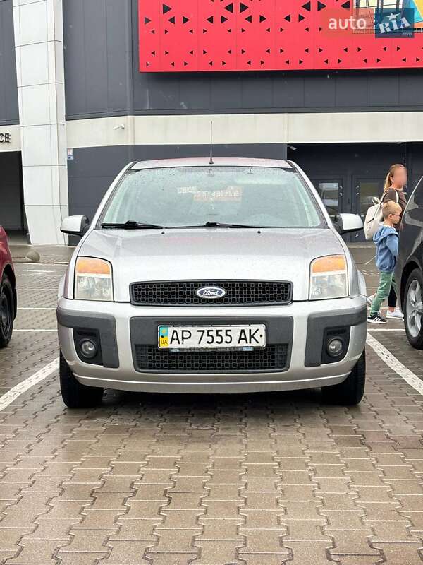 Хэтчбек Ford Fusion 2006 в Киеве