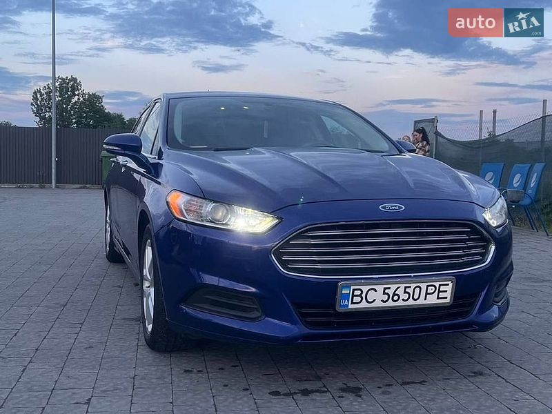 Седан Ford Fusion 2015 в Львове Седан Ford Fusion 2015 в Львове