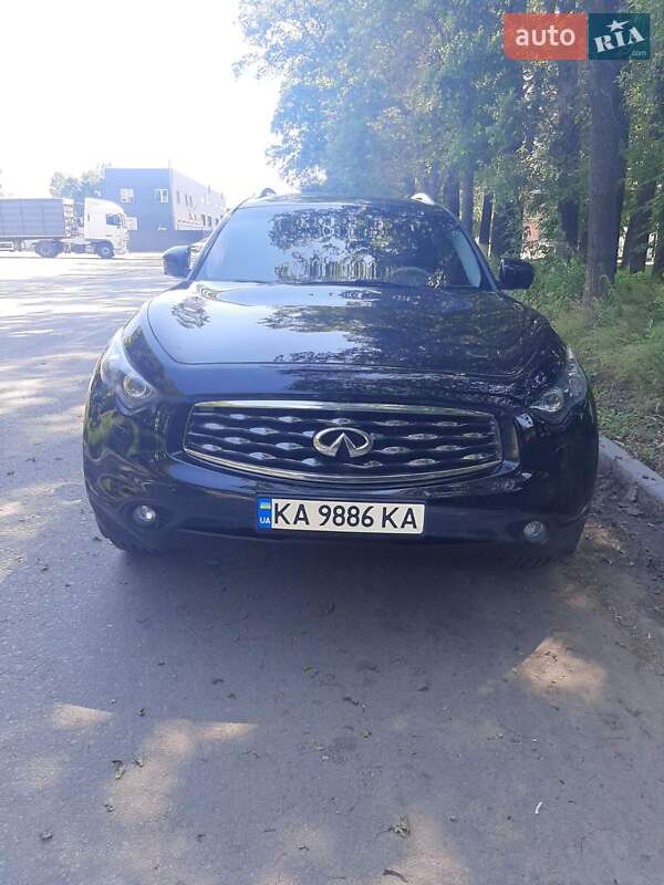Внедорожник / Кроссовер Infiniti FX 37 2010 в Полтаве