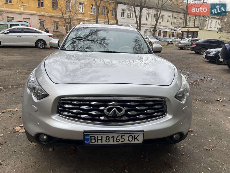 Внедорожник / Кроссовер Infiniti FX 37 2010 в Одессе