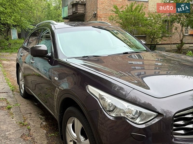 Внедорожник / Кроссовер Infiniti FX 37 2010 в Киеве