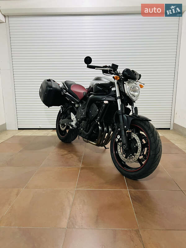 Мотоцикл Без обтекателей (Naked bike) Yamaha FZ6 Fazer 2010 в Киеве Мотоцикл Без обтекателей (Naked bike) Yamaha FZ6 Fazer 2010 в Киеве