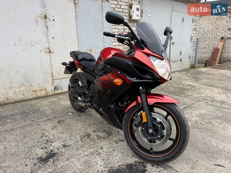 Мотоцикл Без обтекателей (Naked bike) Yamaha FZ6 2016 в Ладыжине