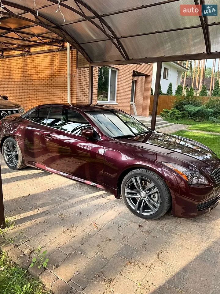 Infiniti G37 2010 photo 5