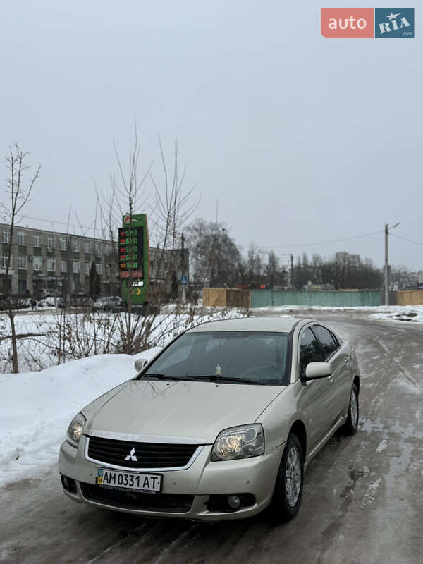 Седан Mitsubishi Galant 2008 в Житомире