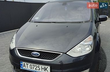 Минивэн Ford Galaxy 2009 в Долине