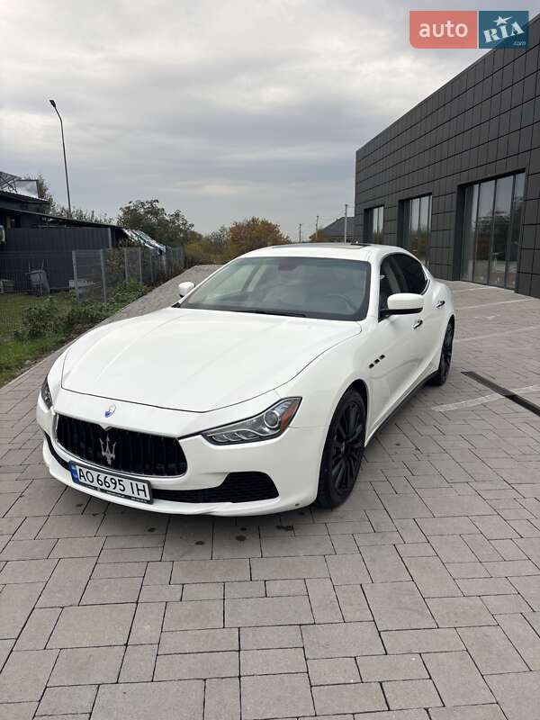 Седан Maserati Ghibli 2014 в Тячеве Седан Maserati Ghibli 2014 в Тячеве