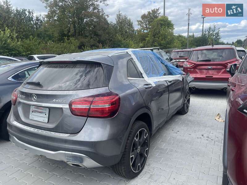 Внедорожник / Кроссовер Mercedes-Benz GLA-Class 2019 в Львове