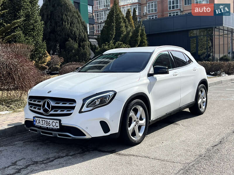 Внедорожник / Кроссовер Mercedes-Benz GLA-Class 2019 в Днепре Внедорожник / Кроссовер Mercedes-Benz GLA-Class 2019 в Днепре
