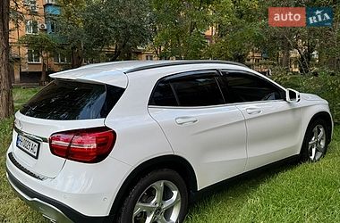 Позашляховик / Кросовер Mercedes-Benz GLA-Class 2018 в Кривому Розі