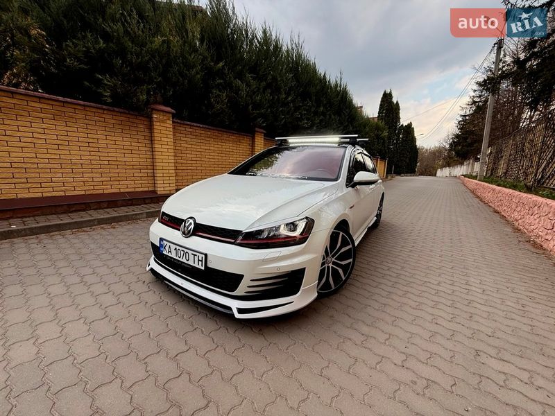 Хэтчбек Volkswagen Golf GTI 2014 в Хмельницком