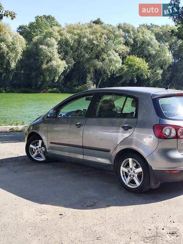 Хэтчбек Volkswagen Golf Plus 2006 в Шепетовке