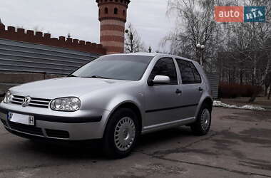 Хетчбек Volkswagen Golf 2002 в Краматорську