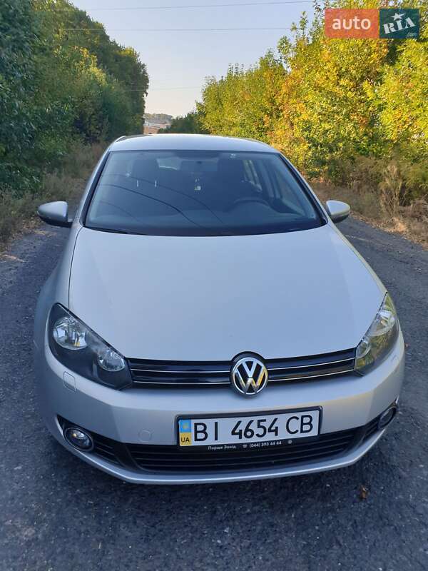 Хэтчбек Volkswagen Golf 2012 в Миргороде