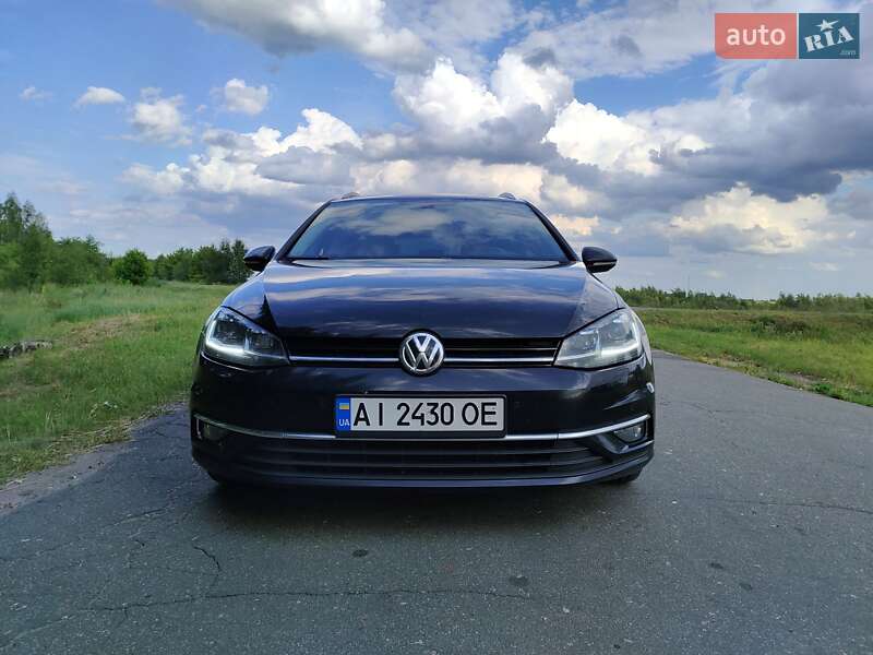 Универсал Volkswagen Golf 2017 в Бородянке