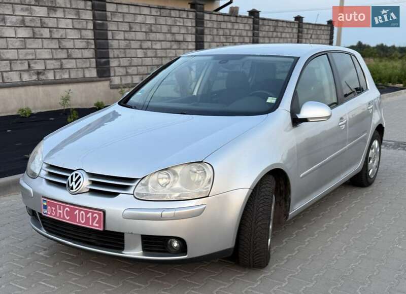 Хэтчбек Volkswagen Golf 2007 в Чернигове