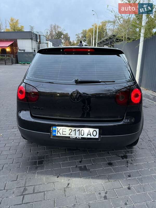 Хэтчбек Volkswagen Golf 2008 в Днепре