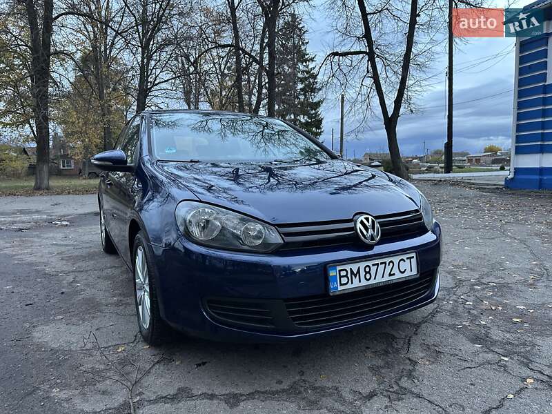 Хэтчбек Volkswagen Golf 2010 в Лебедине
