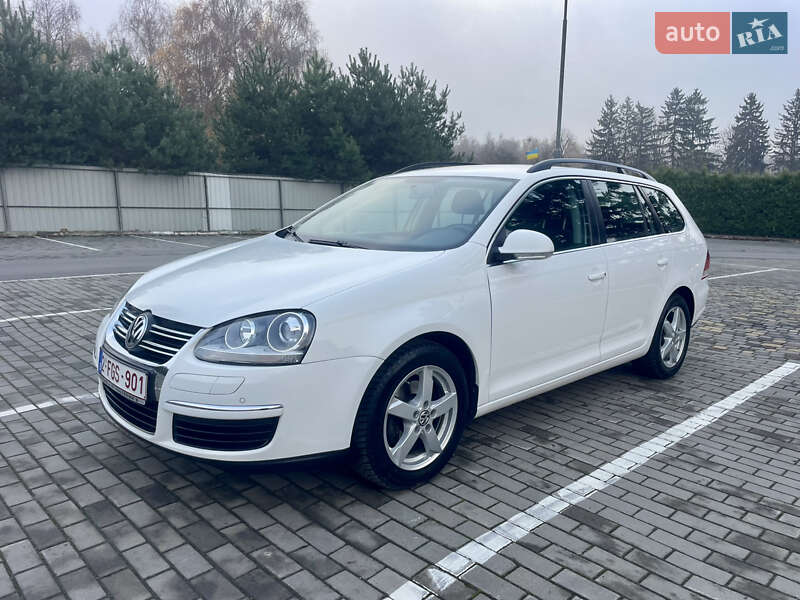 Универсал Volkswagen Golf 2009 в Луцке