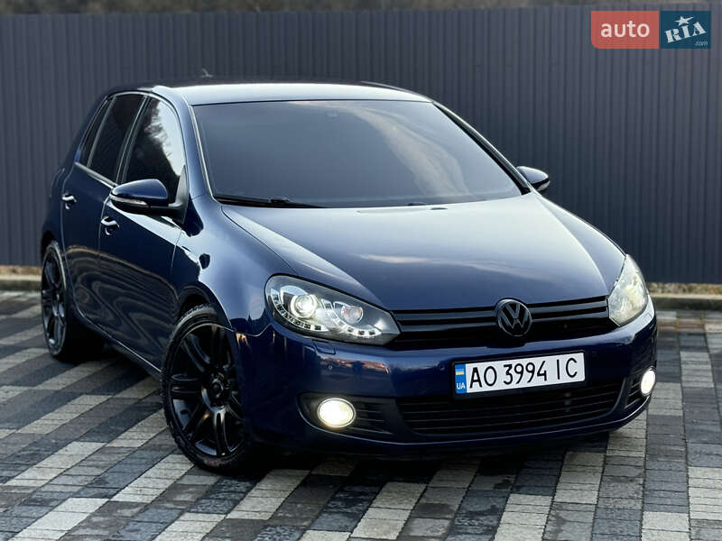 Хетчбек Volkswagen Golf 2009 в Сваляві