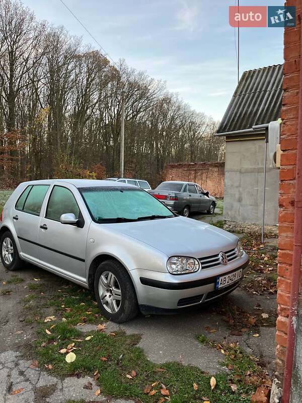 Хэтчбек Volkswagen Golf 2000 в Жмеринке