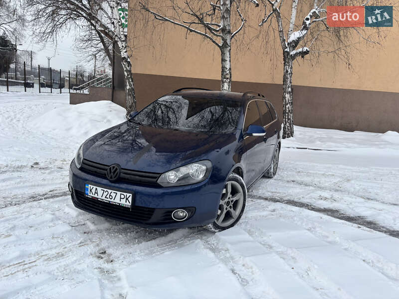 Универсал Volkswagen Golf 2011 в Киеве