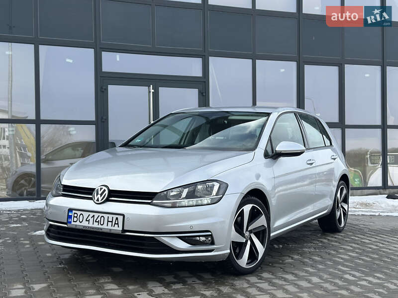 Хетчбек Volkswagen Golf 2018 в Тернополі