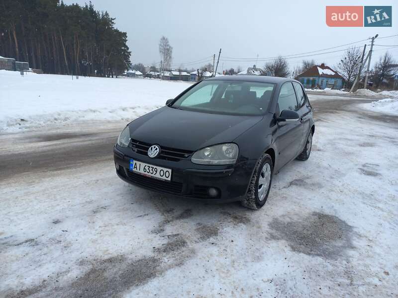 Хэтчбек Volkswagen Golf 2003 в Лебедине