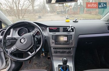 Универсал Volkswagen Golf 2015 в Голобах